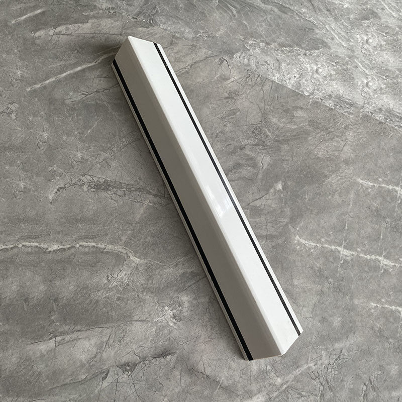 Larghezza 40*40mm della disposizione dell'angolo del bordo del pannello di parete del PVC 30*30mm 25*25mm